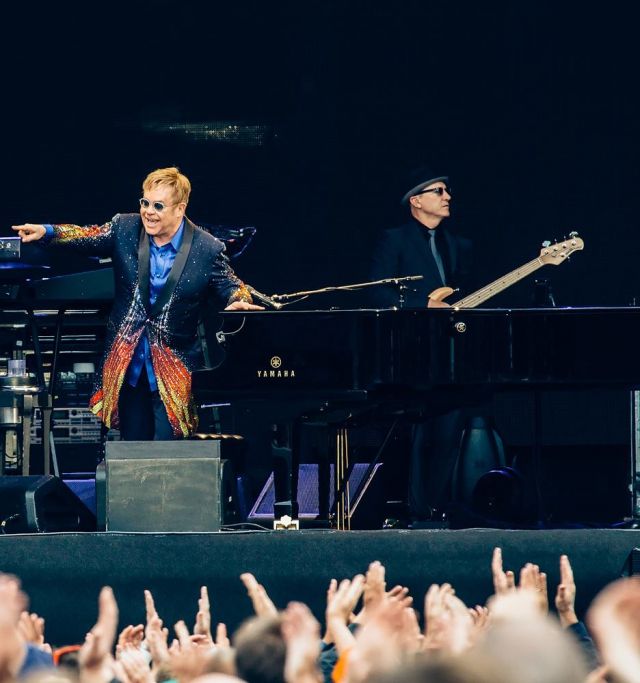 La storia della musica perde un protagonista: l'annuncio di Elton John La storia della musica perde un protagonista: l'annuncio di Elton John