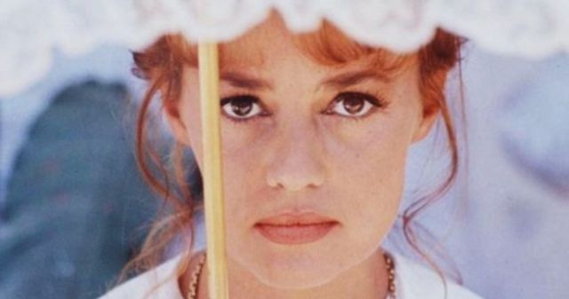 Risultati immagini per jeanne moreau foto coi capelli rossi